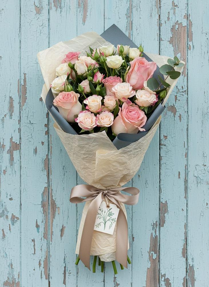 Букет цветов из: Розы в Алдане