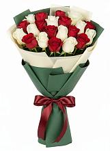Микс из красных и белых роз #REPLACE_PRED# Алдане Букет Микс из красных и белых роз #REPLACE_PRED# Алдане