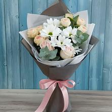 Букет цветов из:  Хризантемы и Розы #REPLACE_PRED# Алдане