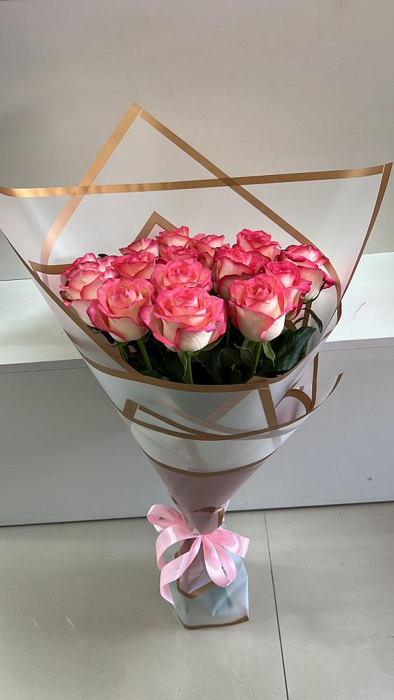 Букет Розовые розы Сеньорита в Алдане