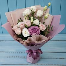 Букет цветов из:  Розы и Лизиантусы в Алдане