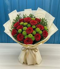 Букет цветов из:  Розы и Хризантемы в Алдане