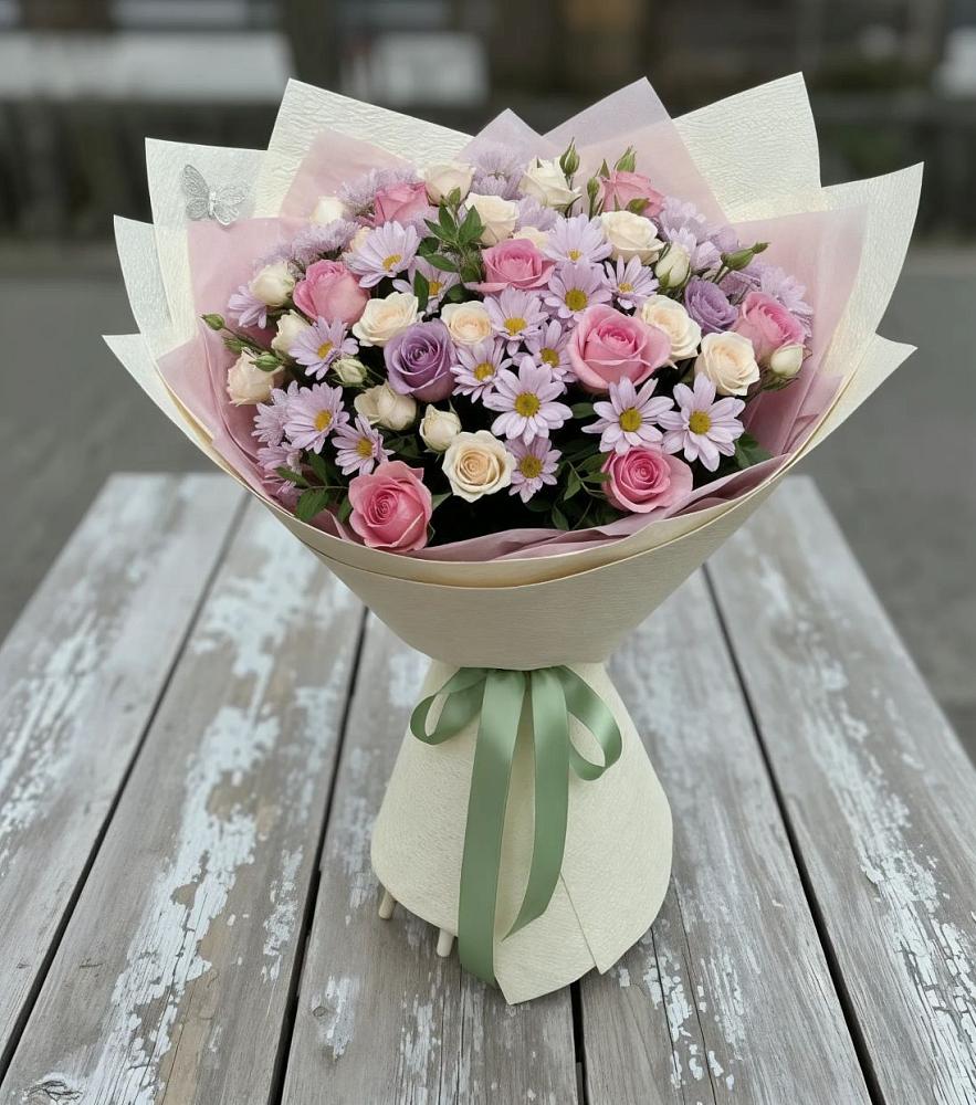 Букет цветов из: Розы и Хризантемы в Алдане